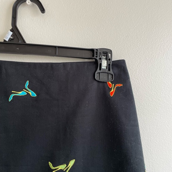 VINTAGE BLACK SKORTS ZIPPER HIGH HEEL EMBROIDERY ZIPPER BLUE PINK YELLOW - Picture 4 of 9